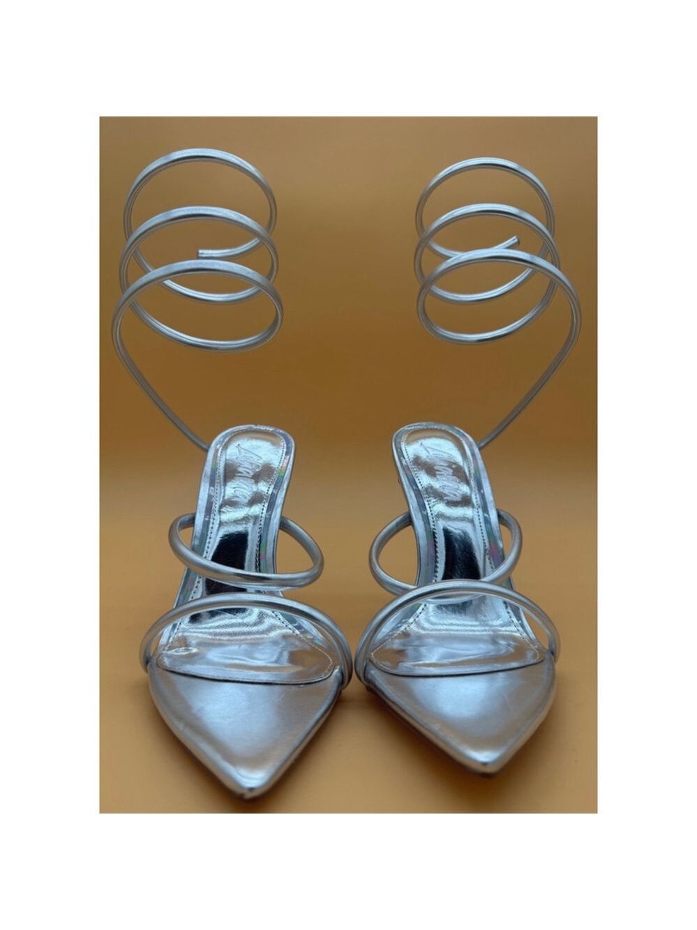 NEW Liliana Miss Lola Silver Spiral Pointed Toe Ankle Heels Size 8 - Picture 2 of 7